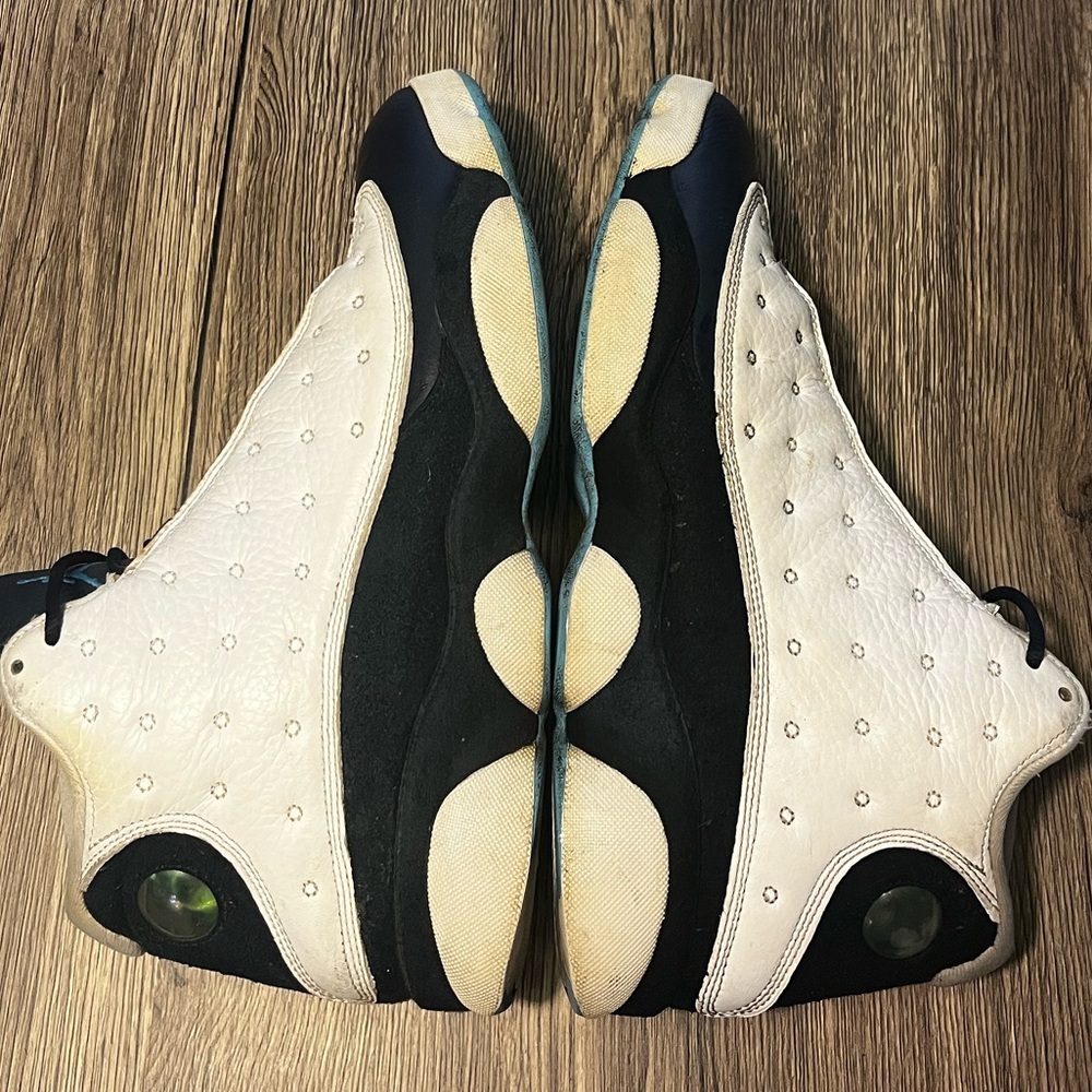 Air Jordan 13 retro obsidian powder blue white size 10 sneaker shoe. Used.